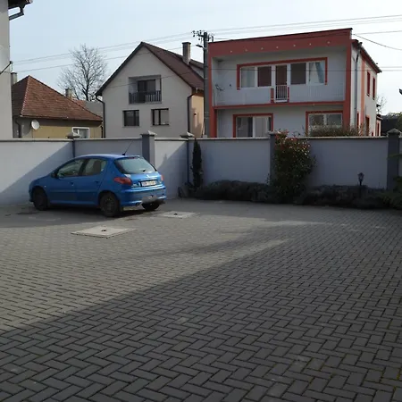 Carlos Guest house